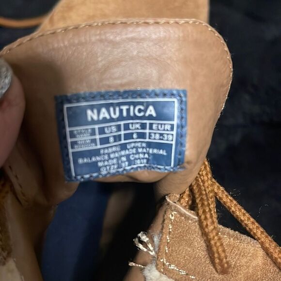 Sz 9 nautica tan nubuck suede lace up wedge heel booties/ankle boots flip down - Picture 5 of 6